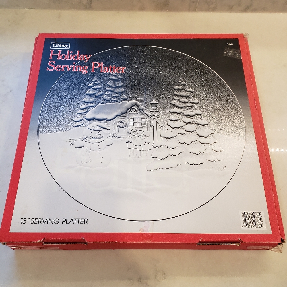 Libbey - Embossed Clear Holiday Serving Platter - 13" in Diameter - #5441